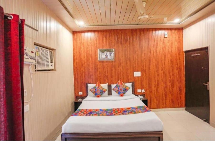 Hotel O Lime Wood Dehradun Extérieur photo
